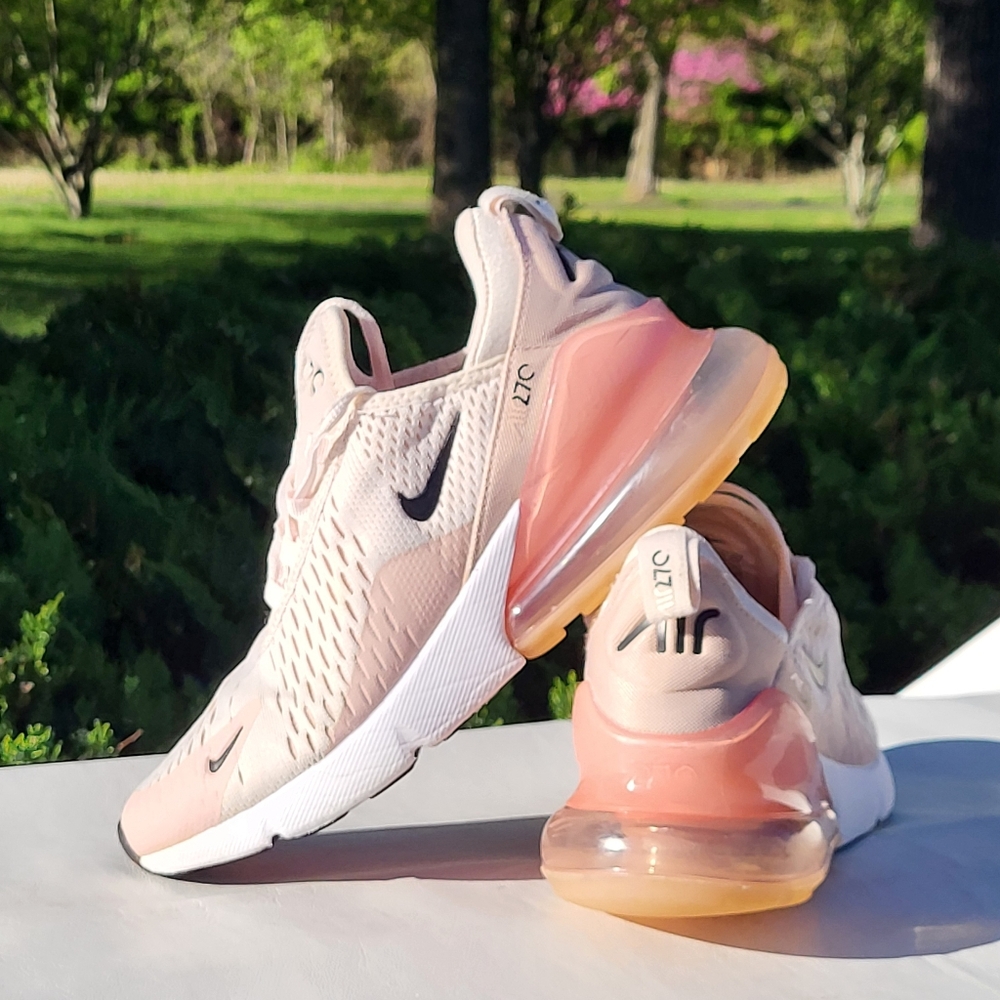 Nike Air Max 270 Women's Pink Sneakers